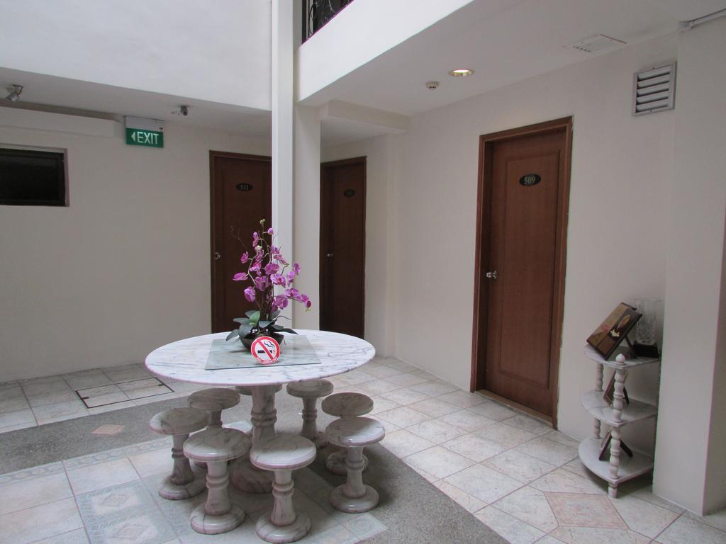 Amber Hotel Katong Singapore Buitenkant foto